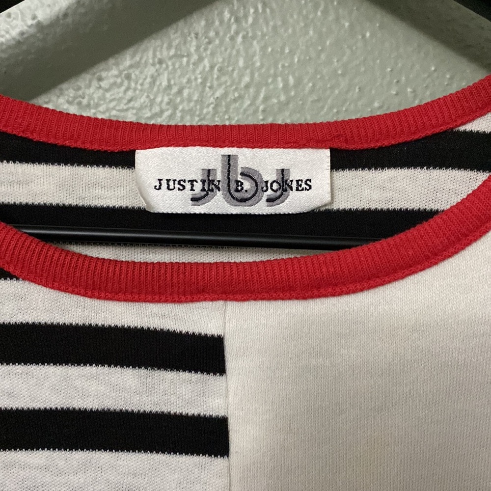 Shirt - Picture 2 of 3
